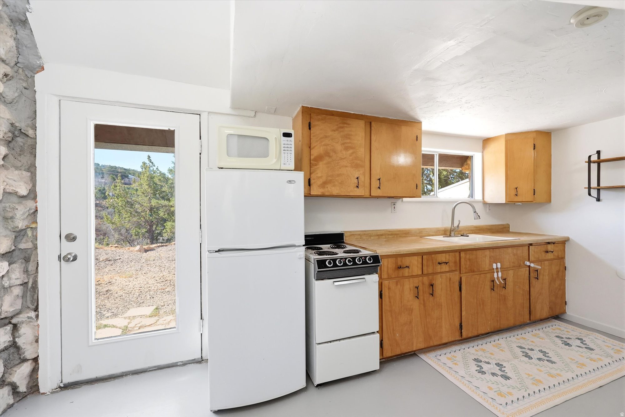 SKYLINE MOUNTAIN RES - Residential