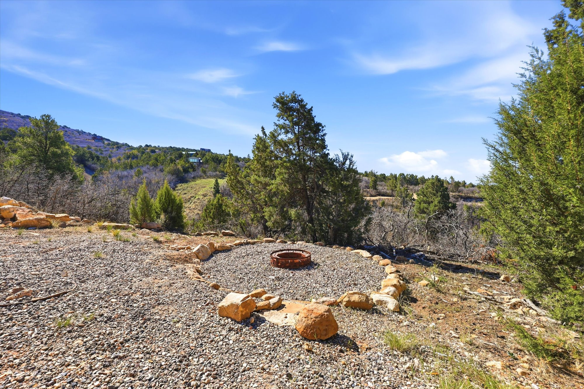 SKYLINE MOUNTAIN RES - Residential