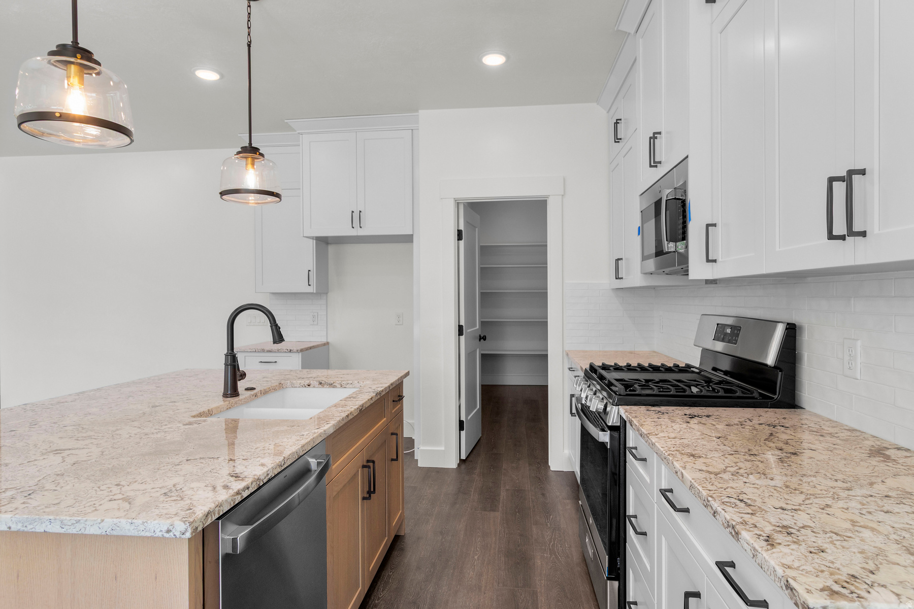 MEADOWS AT HYDE PARK - Residential