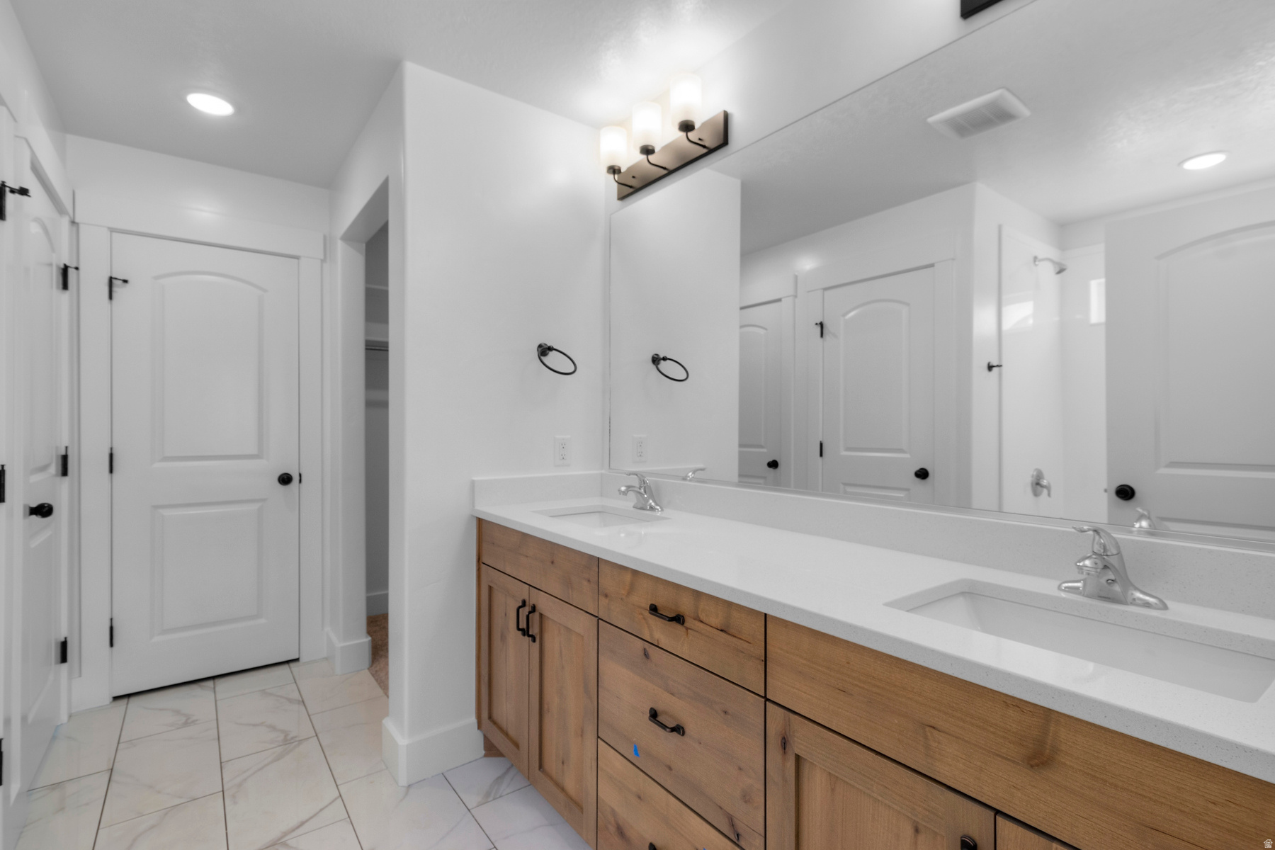 MEADOWS AT HYDE PARK - Residential