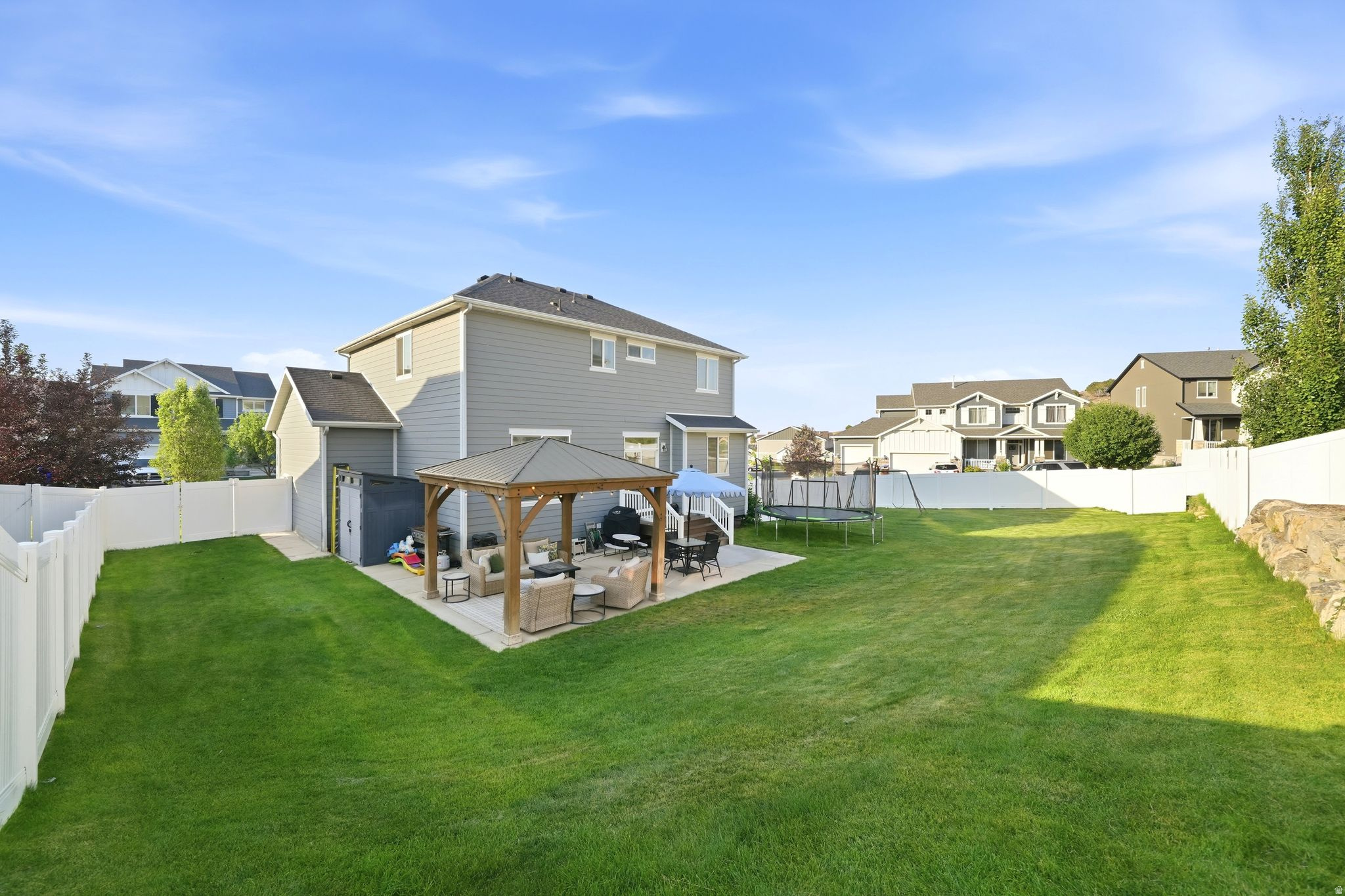 HIDDEN HOLLOW - Residential