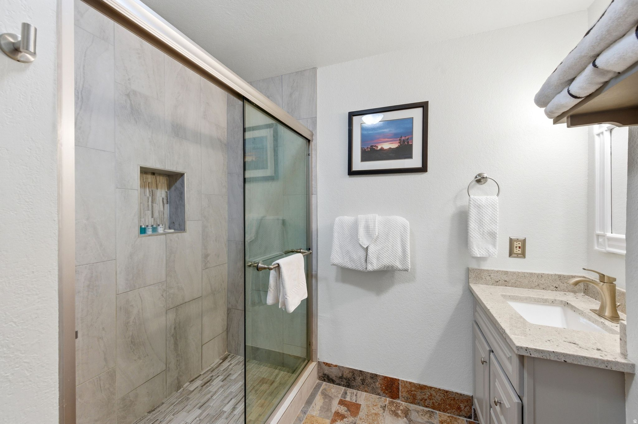 CARRIAGE HOUSE CONDO - Residential