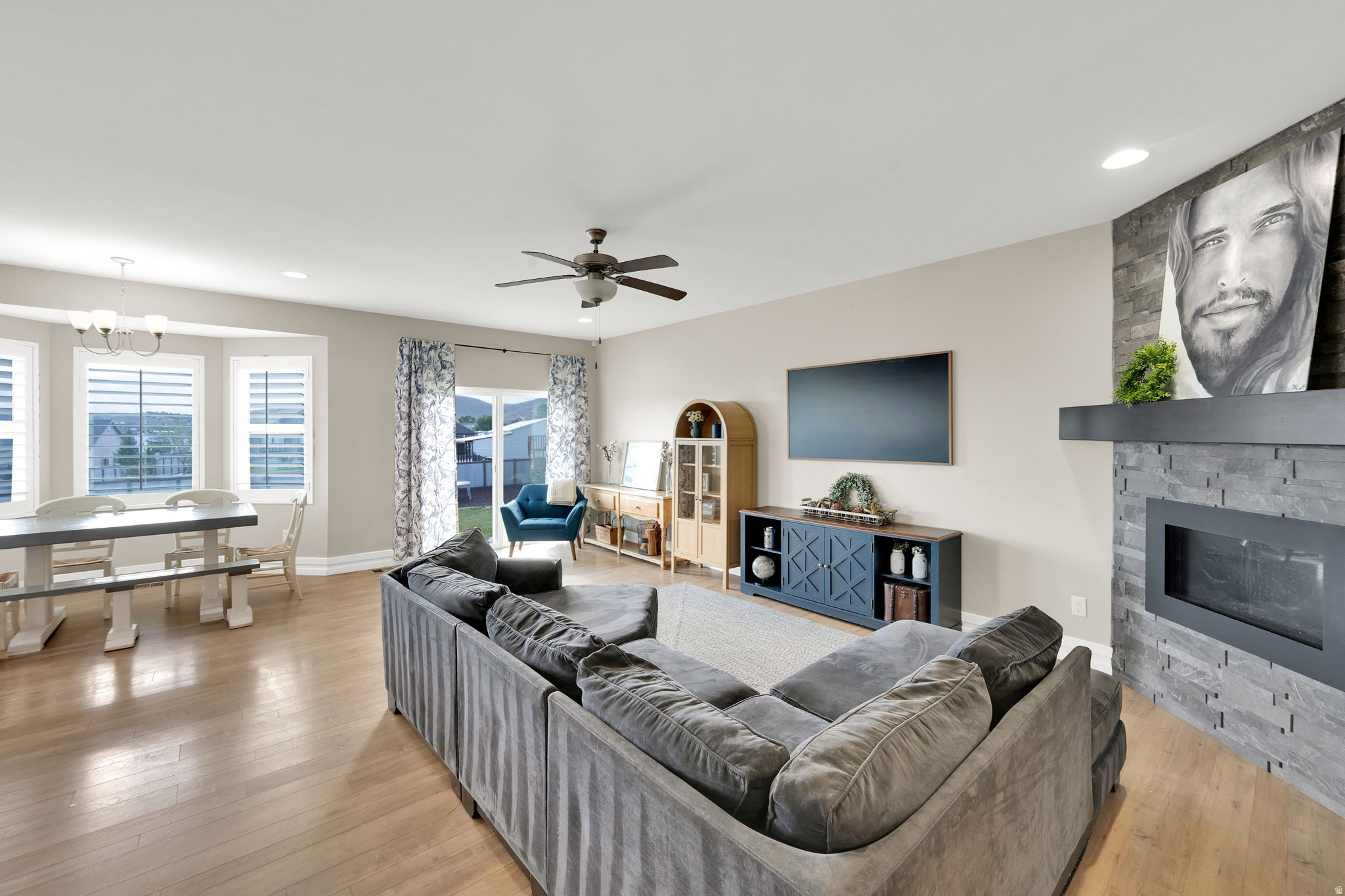 VALLEY VIEW - Residential
