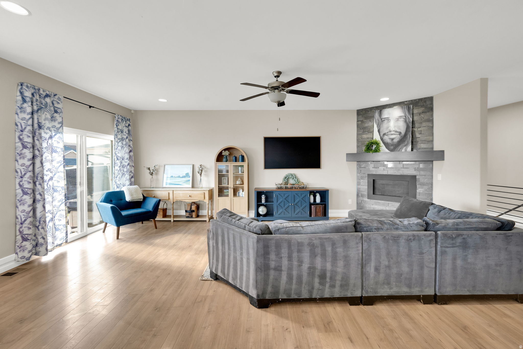 VALLEY VIEW - Residential