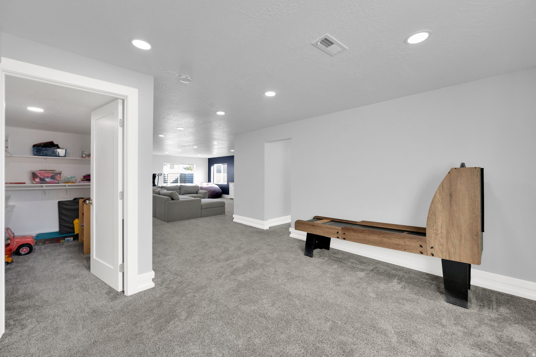 VALLEY VIEW - Residential
