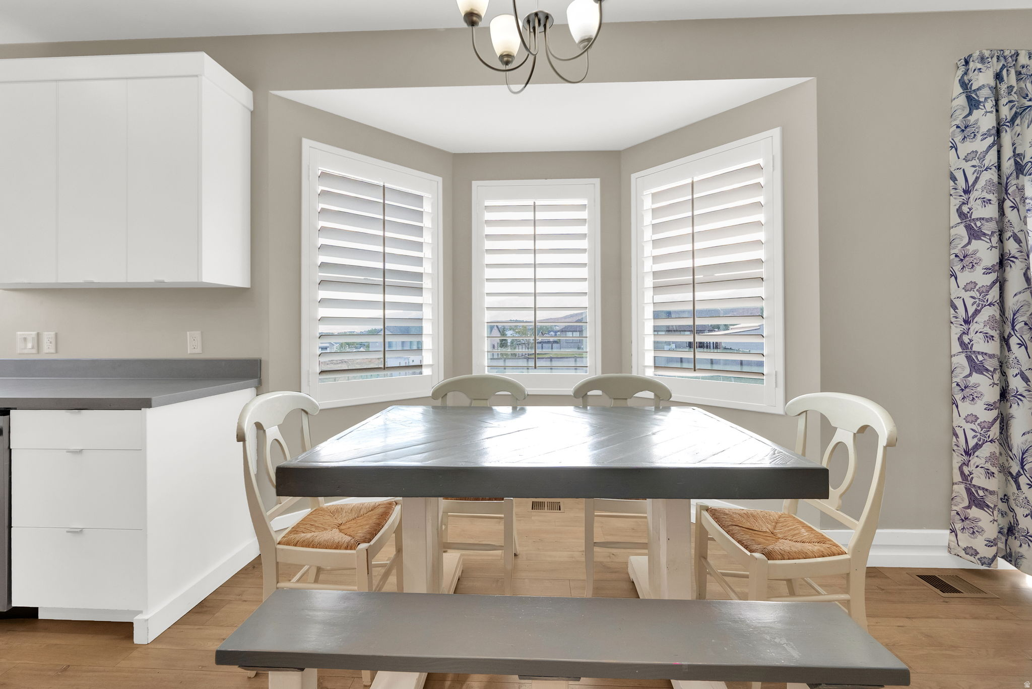 VALLEY VIEW - Residential