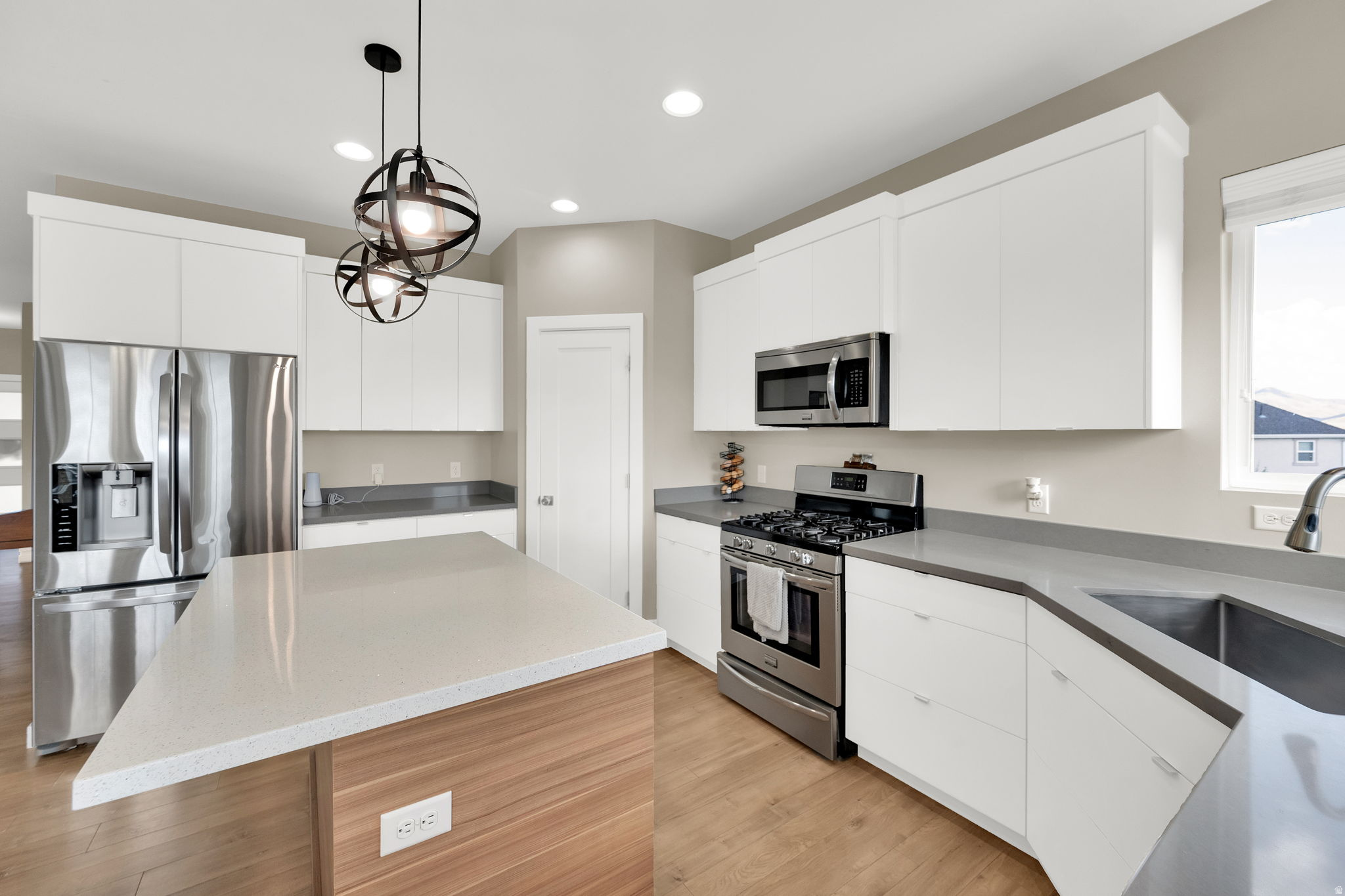 VALLEY VIEW - Residential