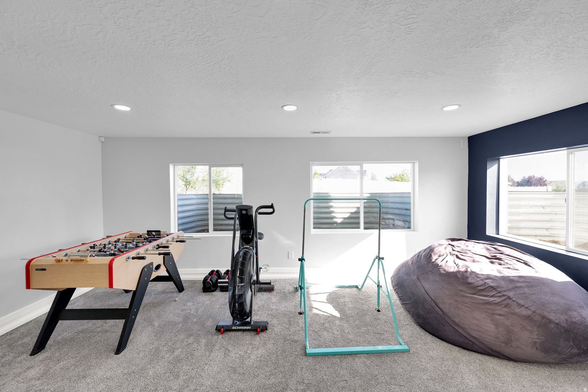 VALLEY VIEW - Residential