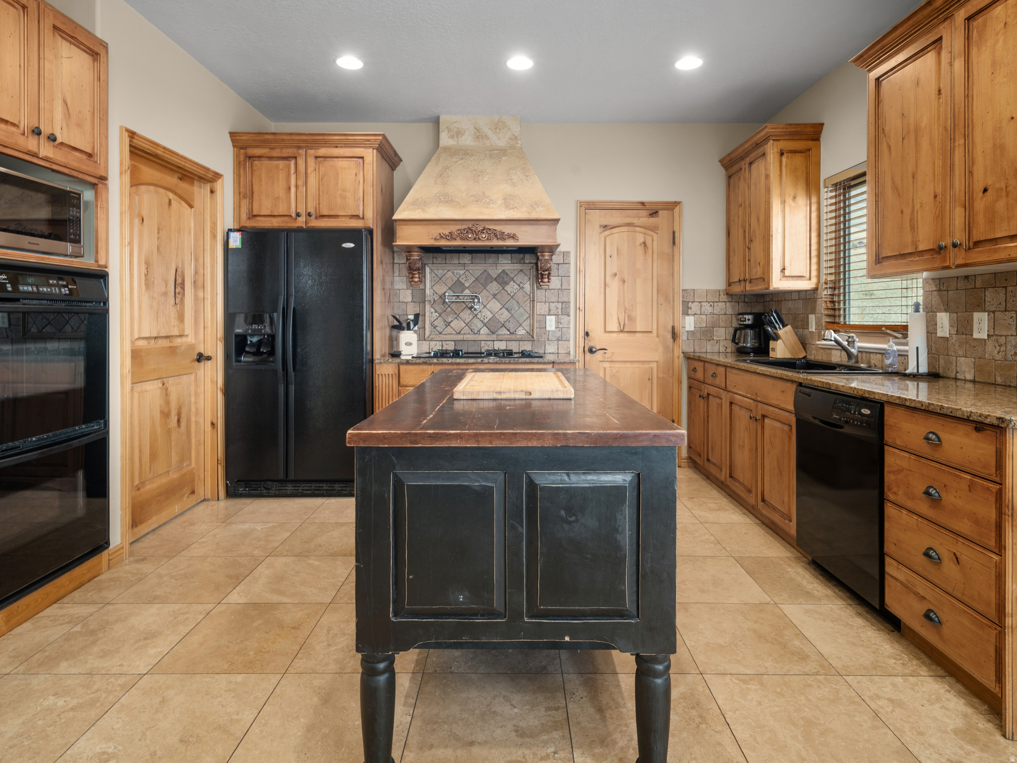 THE CASCADES - Residential