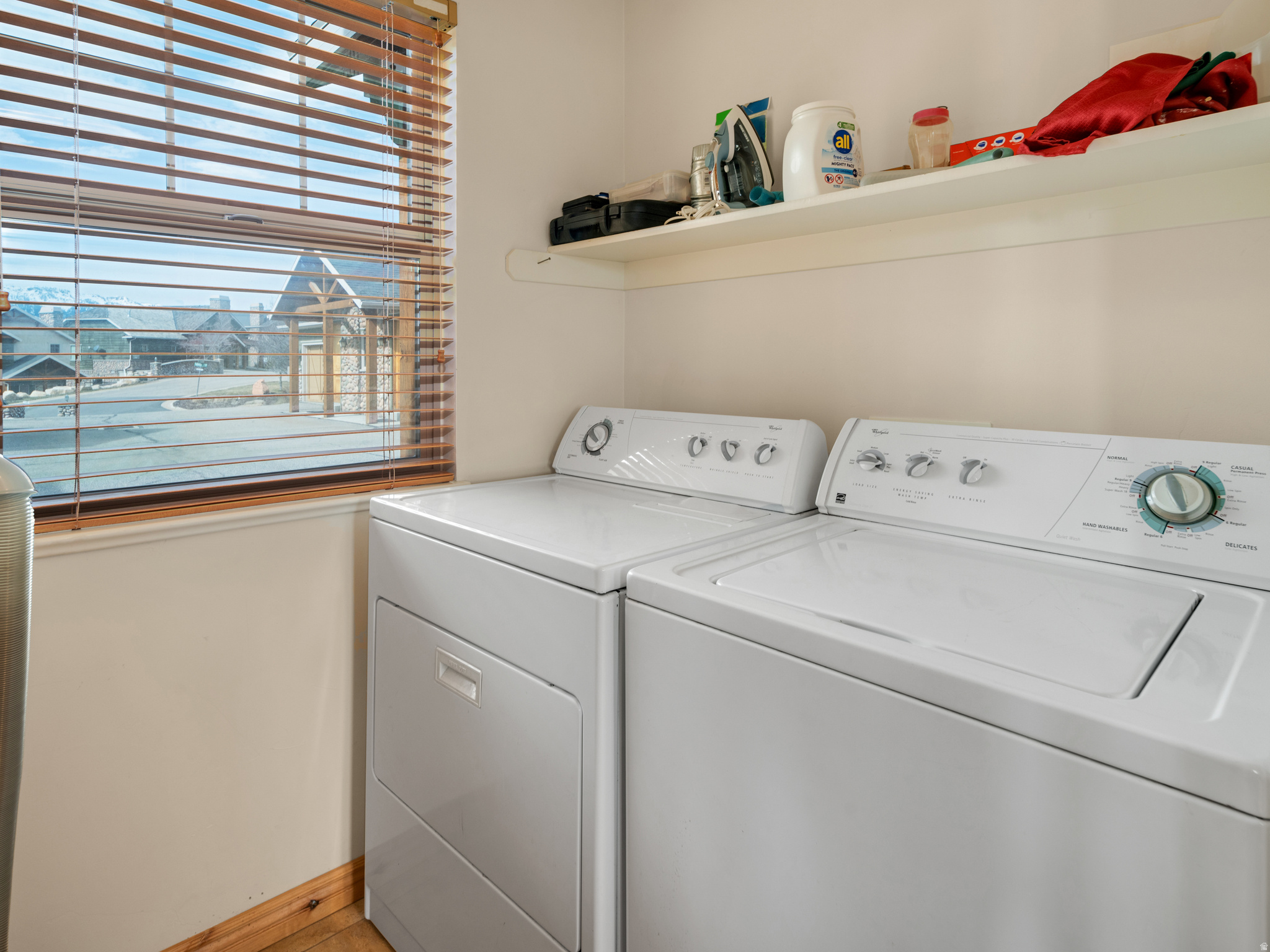 THE CASCADES - Residential