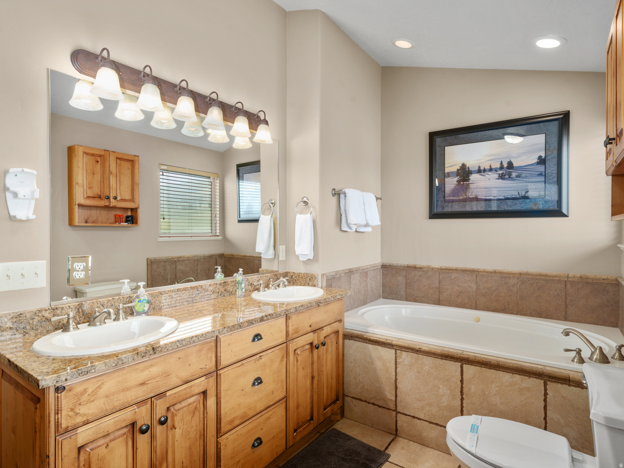 THE CASCADES - Residential