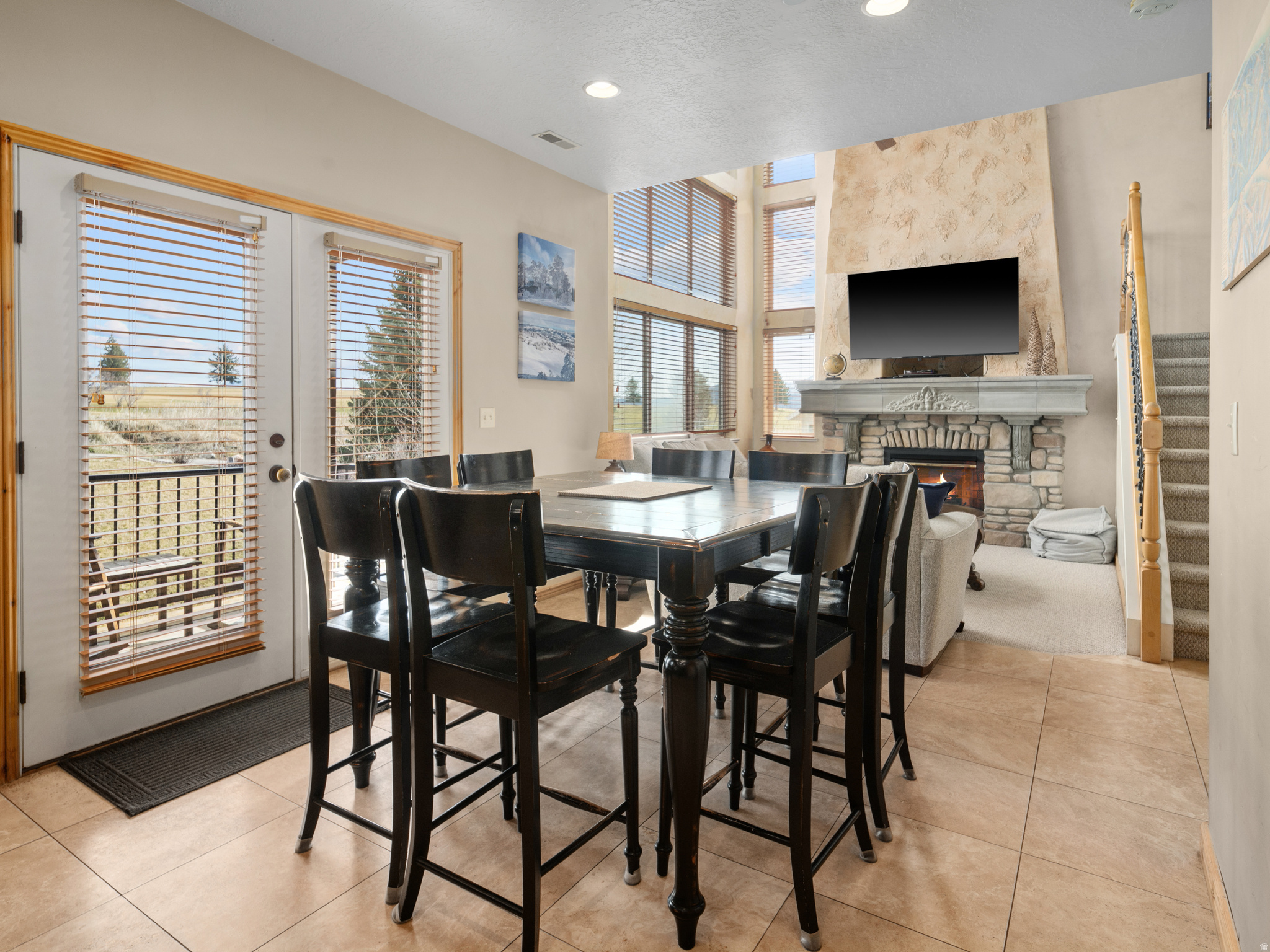 THE CASCADES - Residential