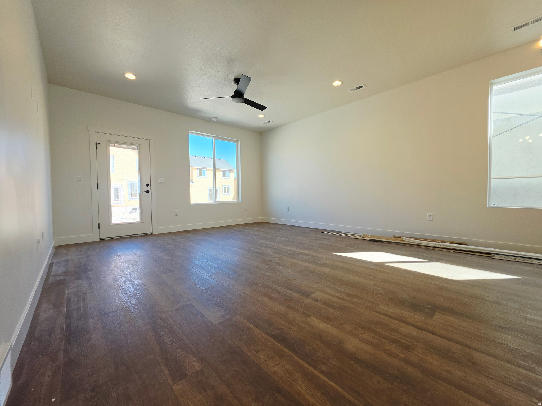 CREEKSIDE AT JDC RANCH - Residential