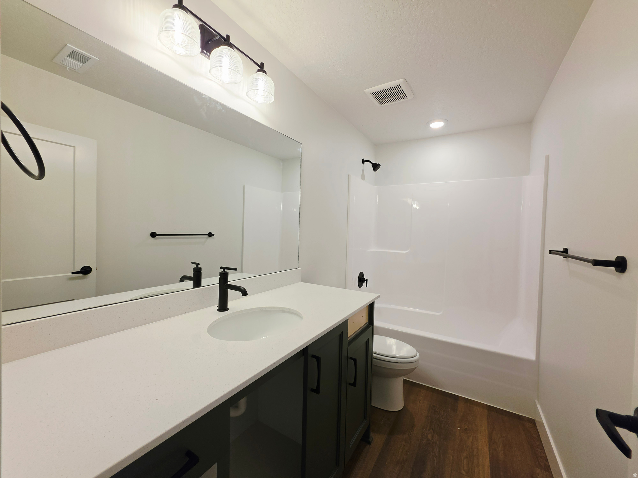 CREEKSIDE AT JDC RANCH - Residential