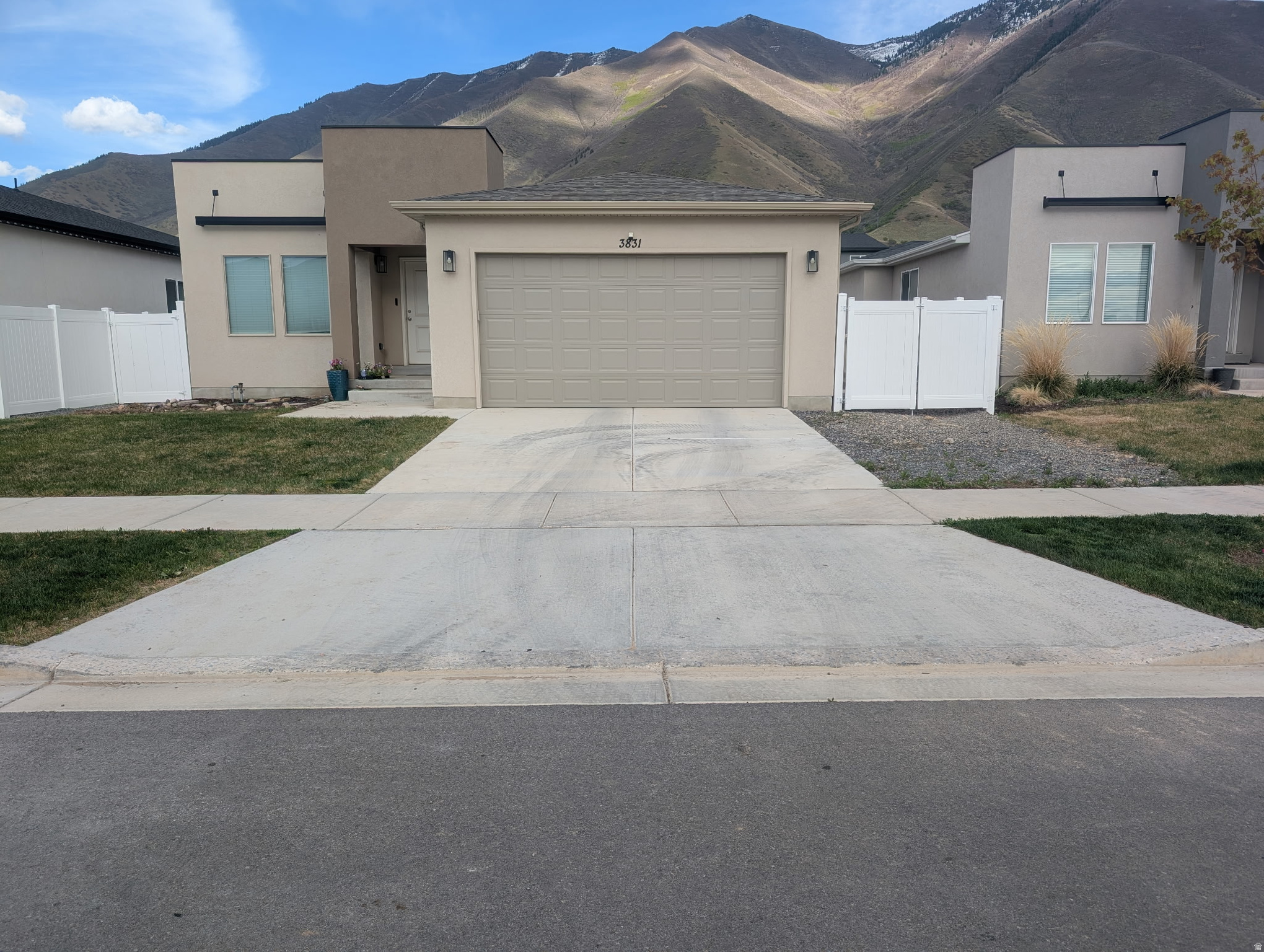 MAPLETON VILLAGE - Residential