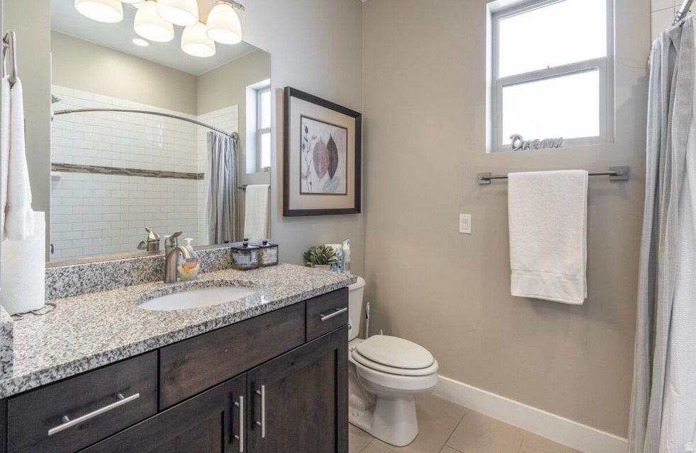 LEDGES OF ST GEORGE PH 7 - Residential