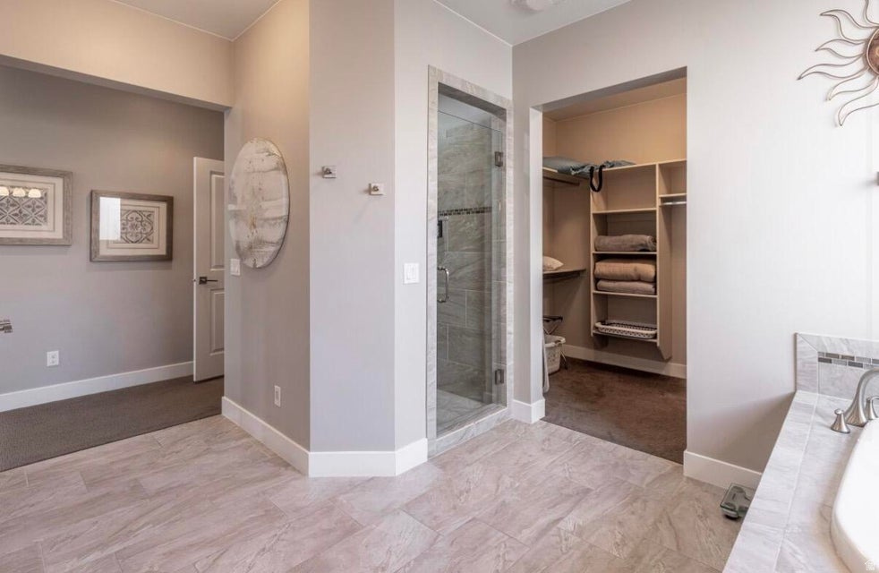 LEDGES OF ST GEORGE PH 7 - Residential
