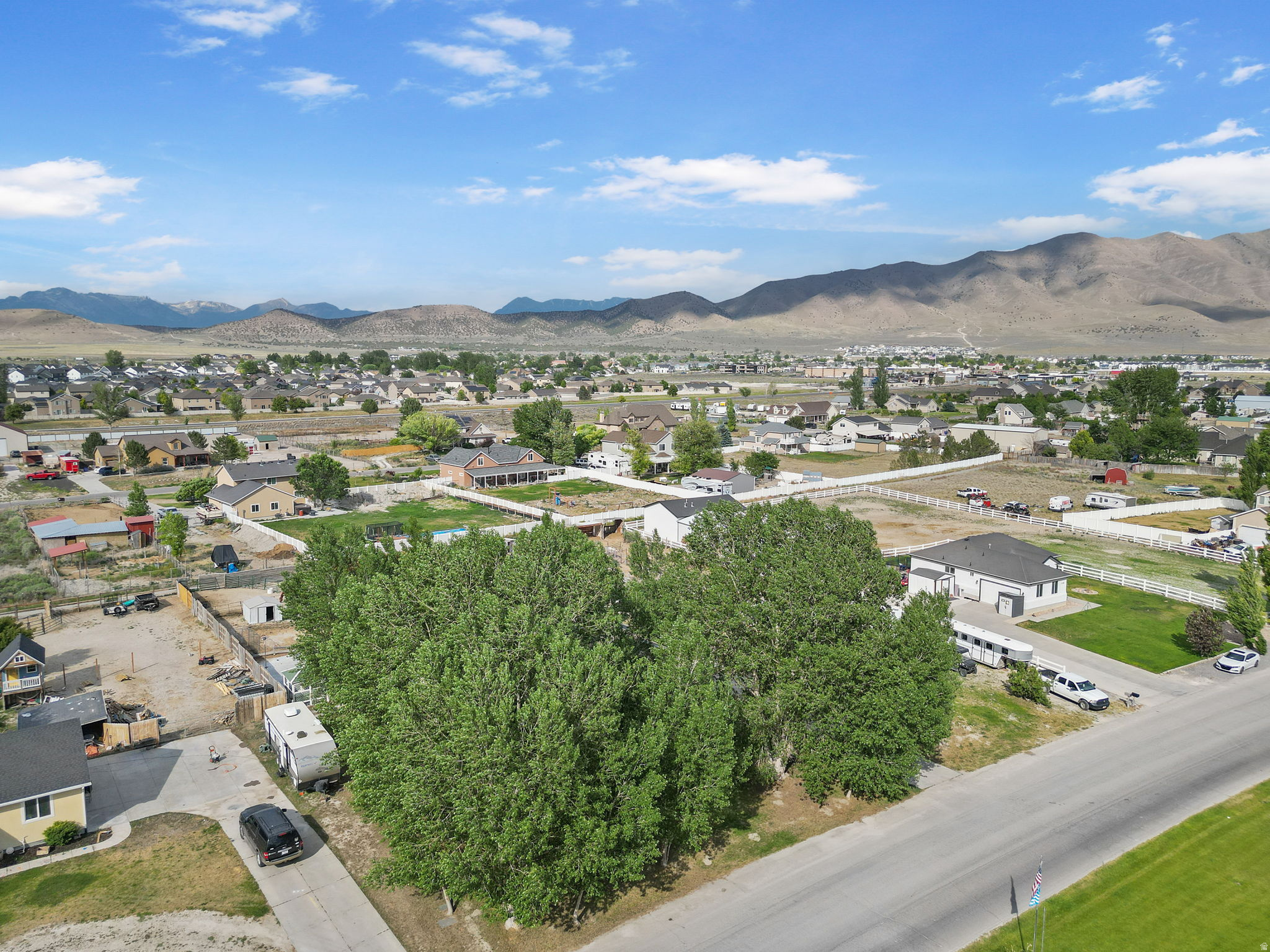 OVERLAND TRAILS - Residential