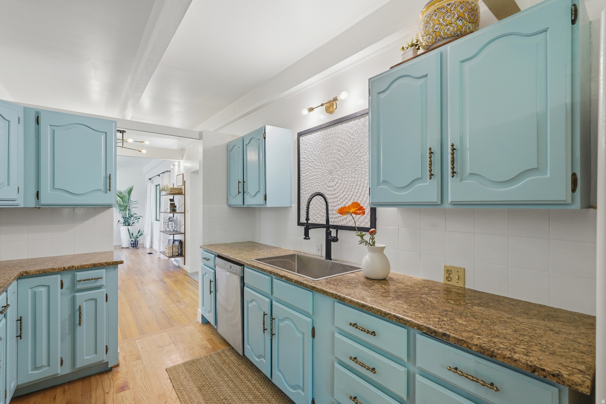 KINGSTON HEIGHTS SECOND ANNEX - Residential