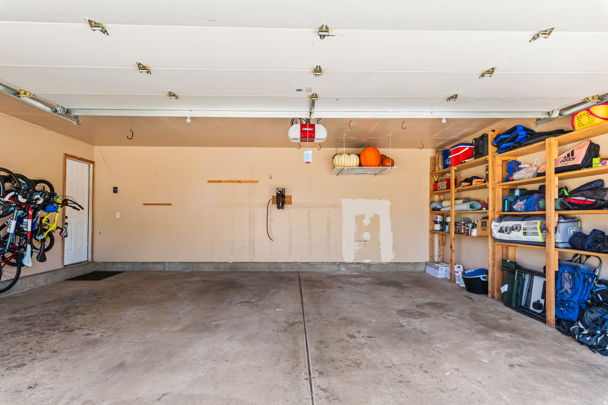 ANTELOPE CROSSING - Residential