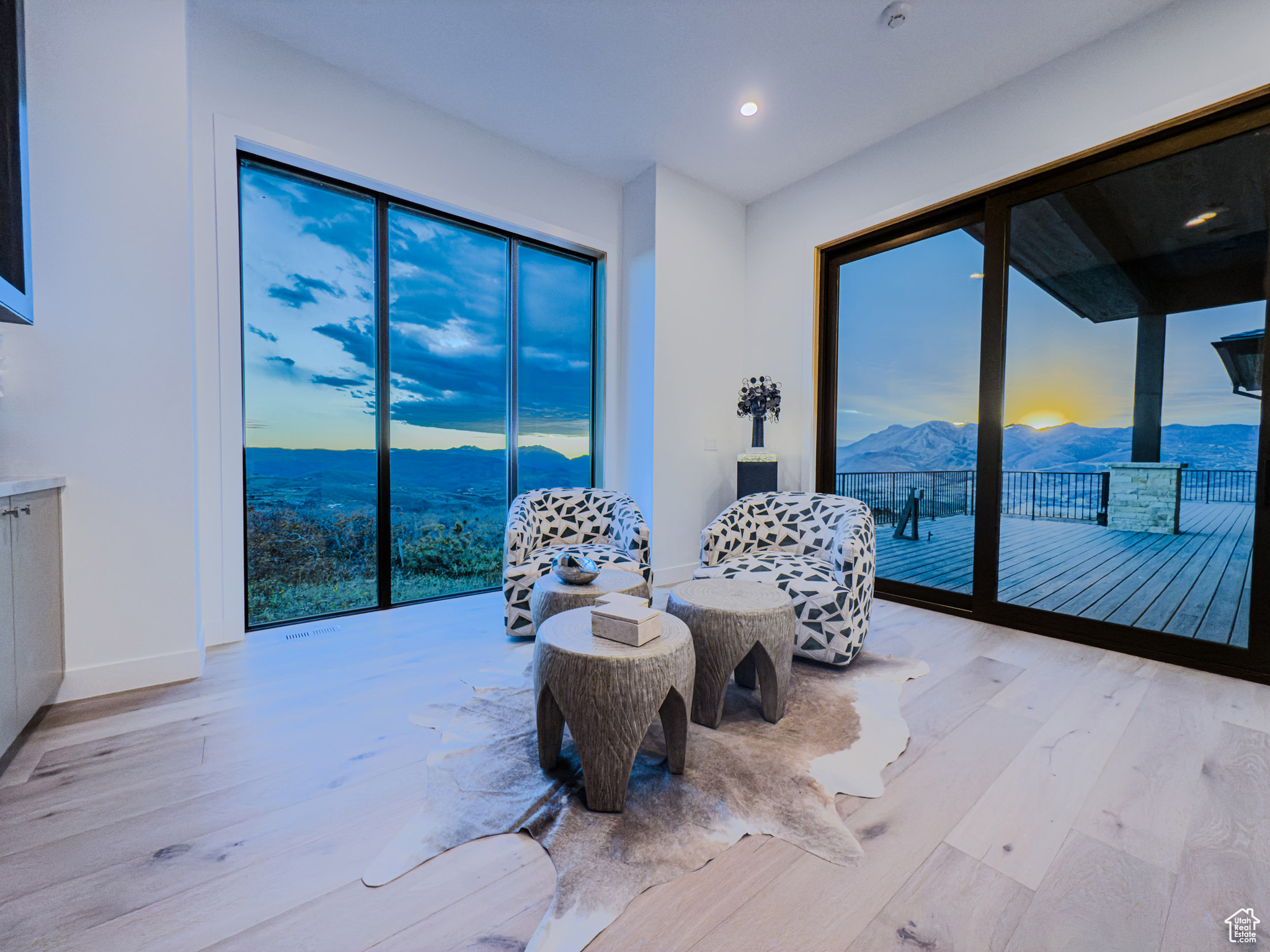 GOLDEN EAGLE - Residential