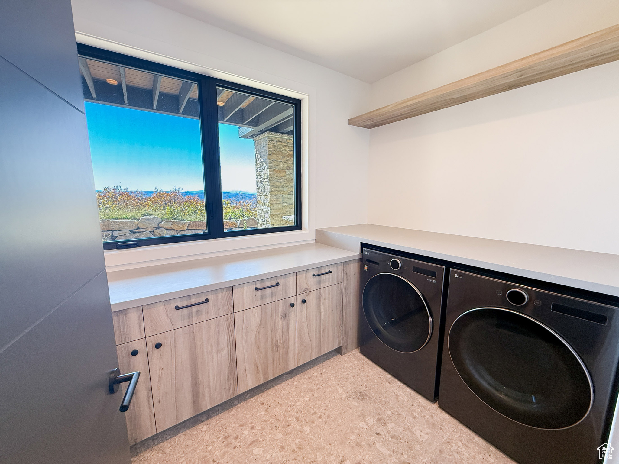 GOLDEN EAGLE - Residential