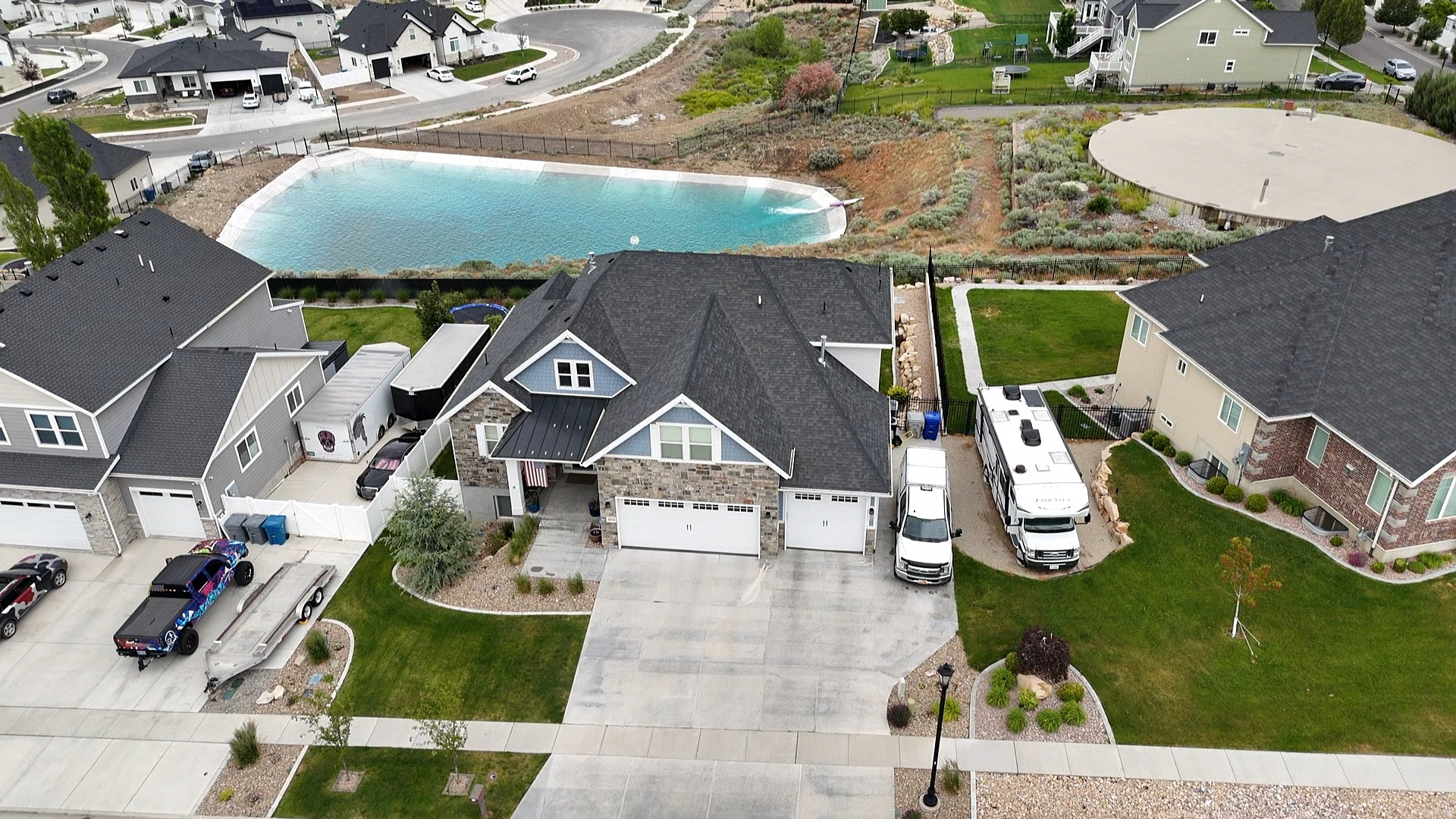 LANDROCK CONNECTION - Residential