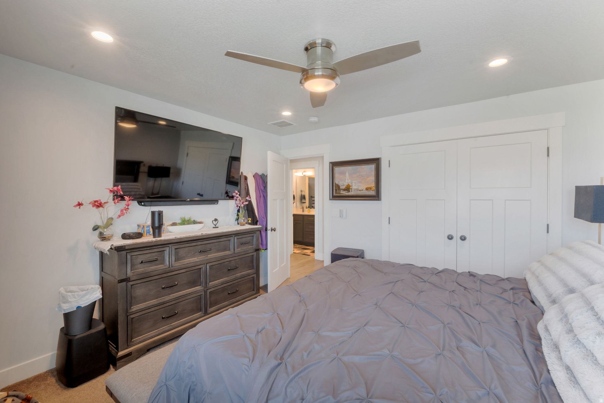LANDROCK CONNECTION - Residential