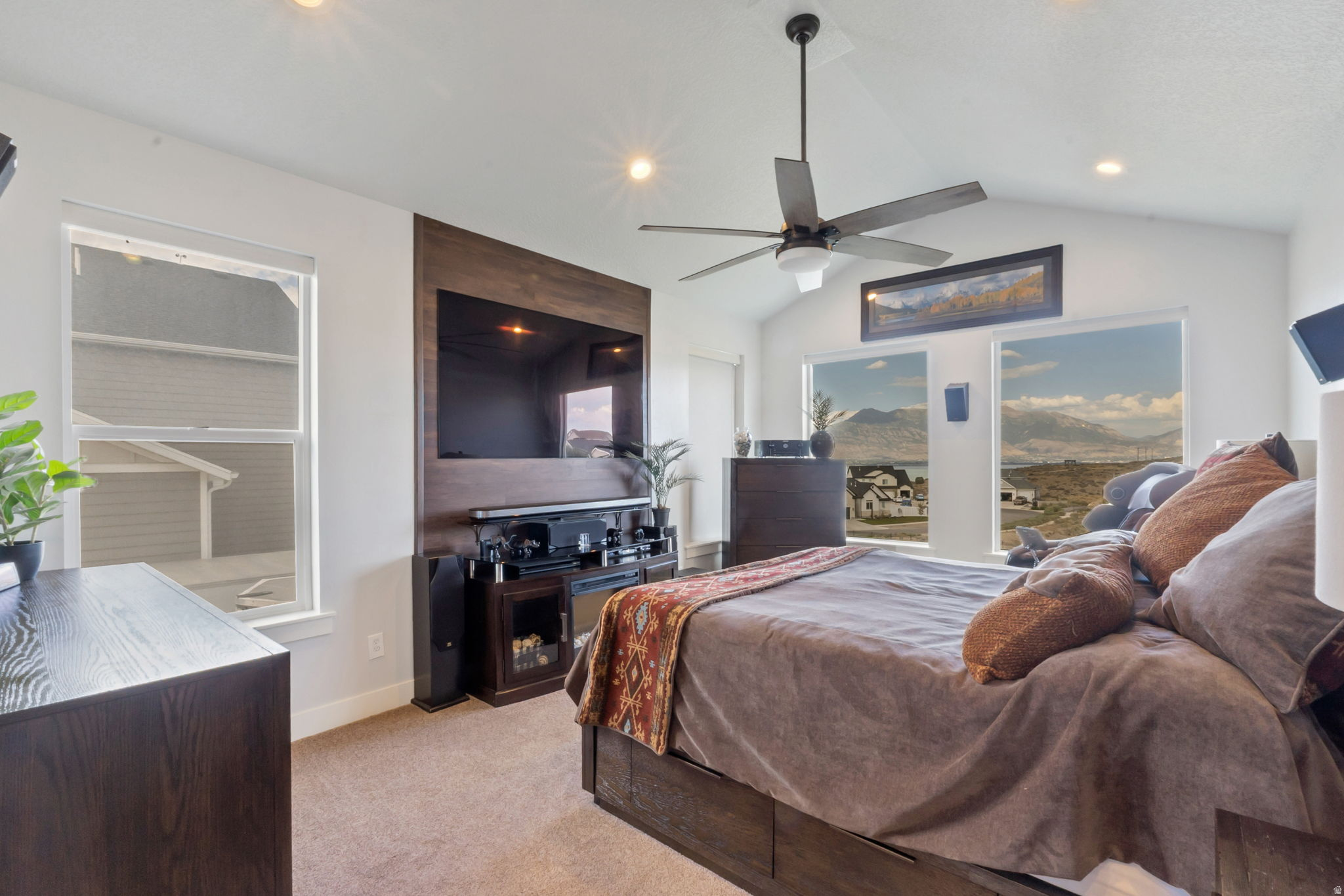 LANDROCK CONNECTION - Residential