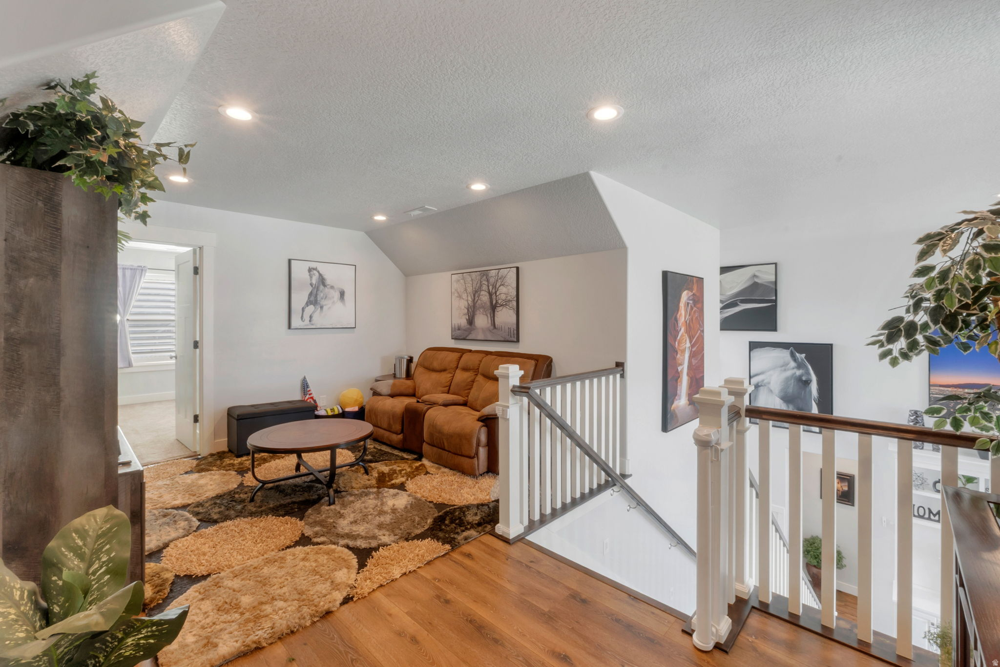 LANDROCK CONNECTION - Residential
