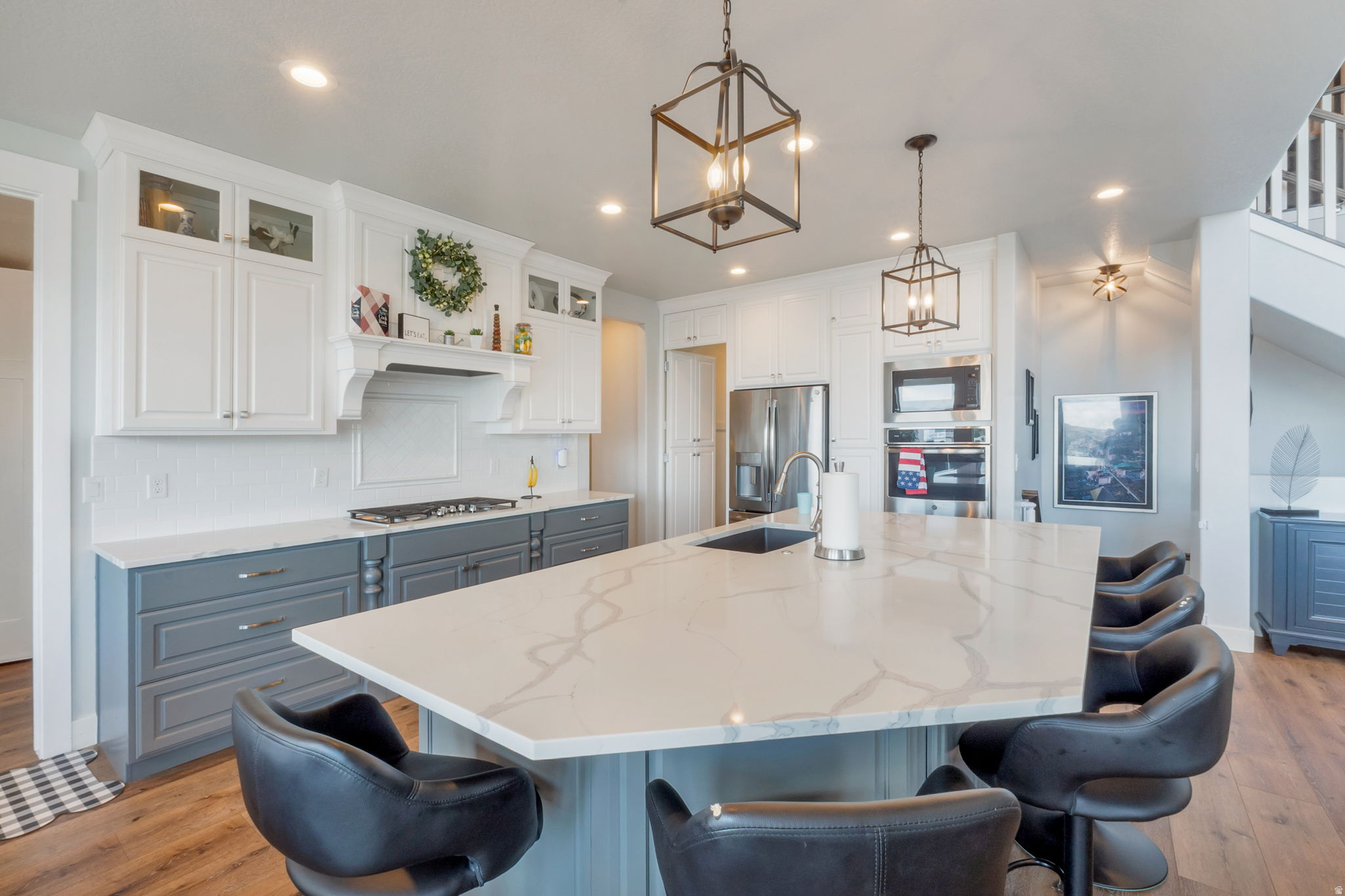 LANDROCK CONNECTION - Residential