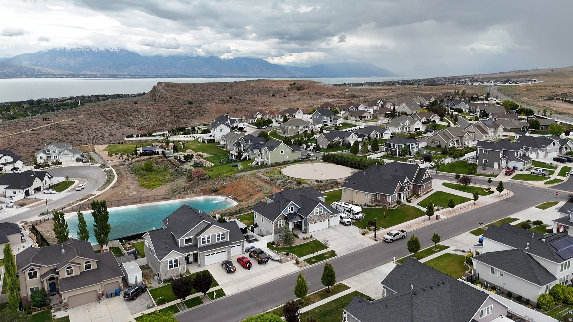 LANDROCK CONNECTION - Residential