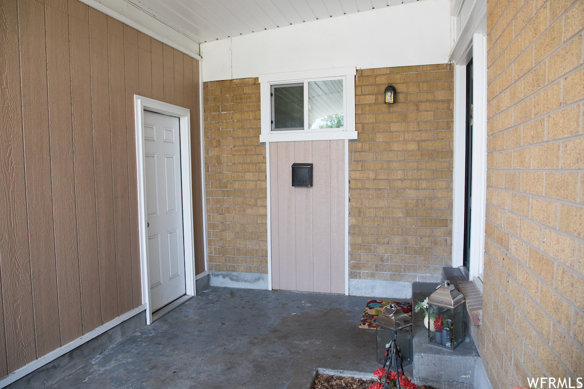 MEADOWS - Residential