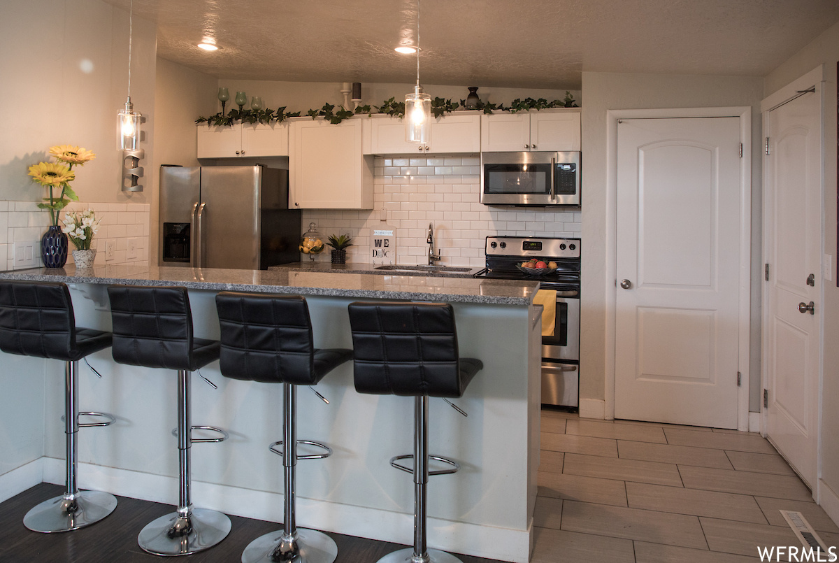 MEADOWS - Residential