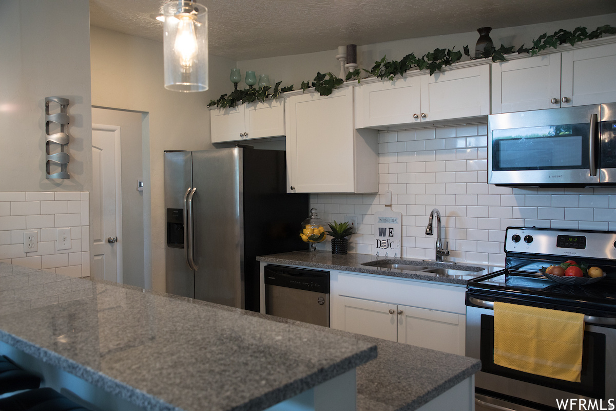 MEADOWS - Residential