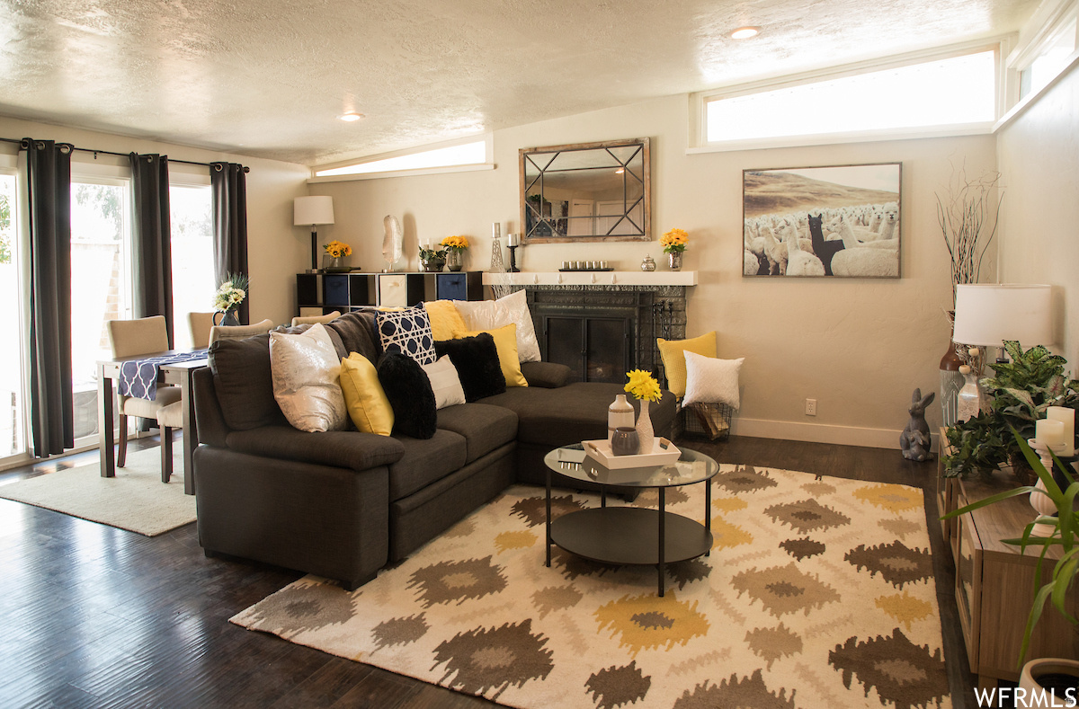 MEADOWS - Residential