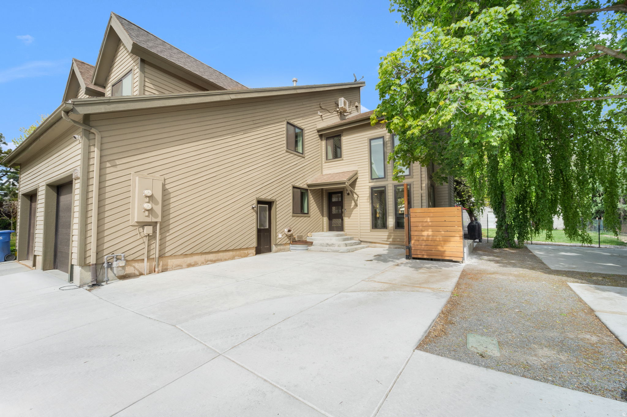 ARBOR ESTATES - Residential