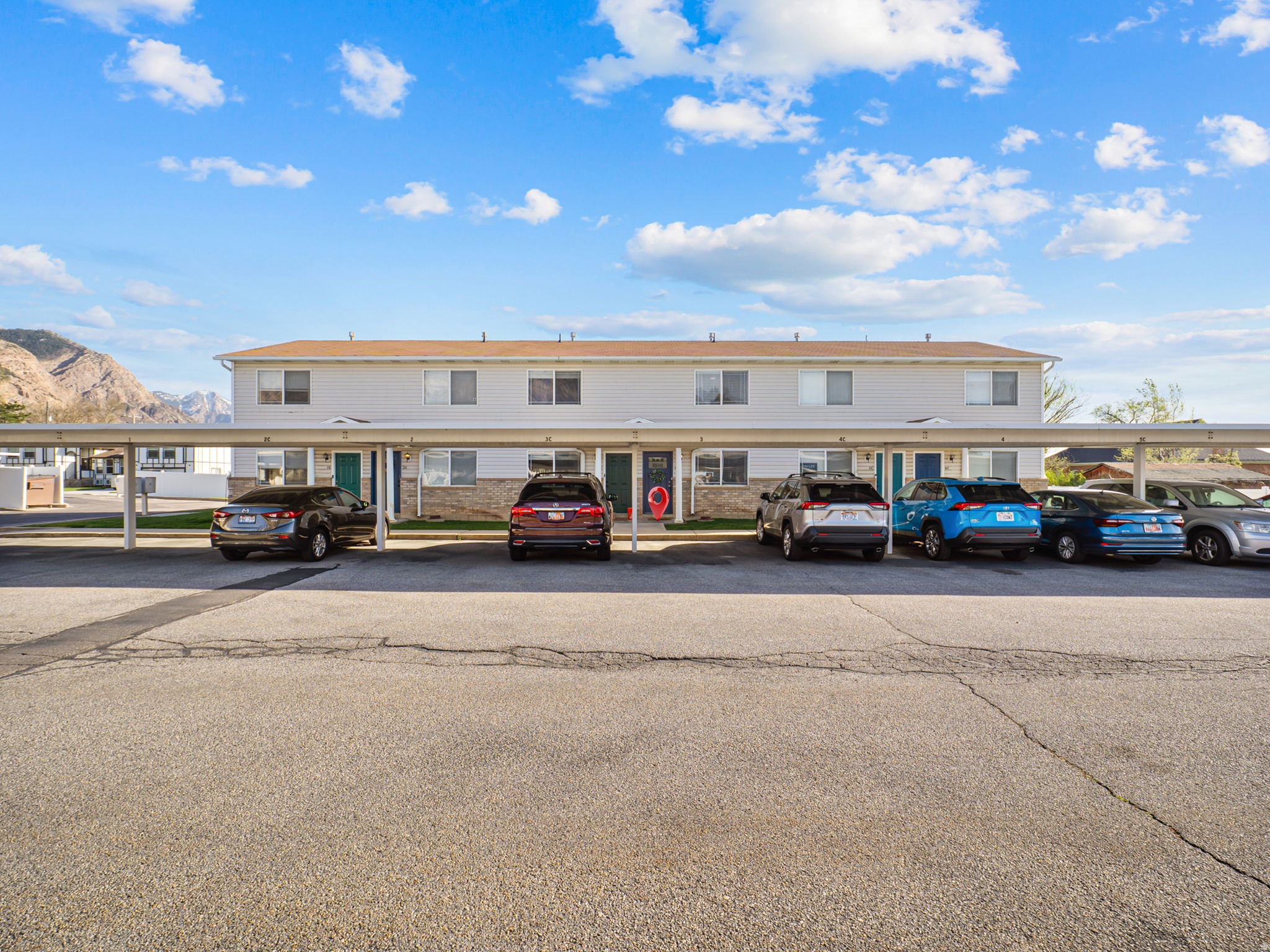PICKFORD ESTATES - Residential