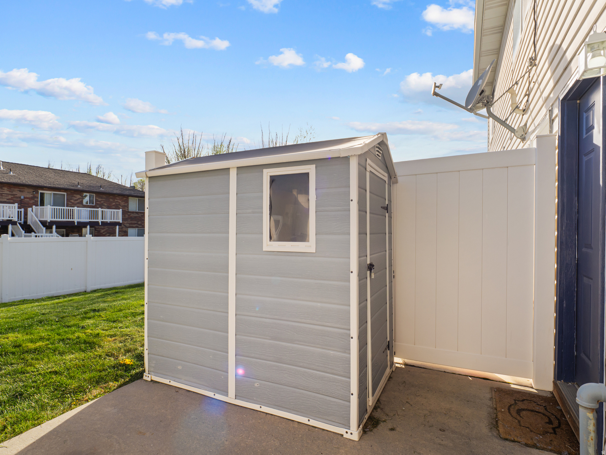 PICKFORD ESTATES - Residential