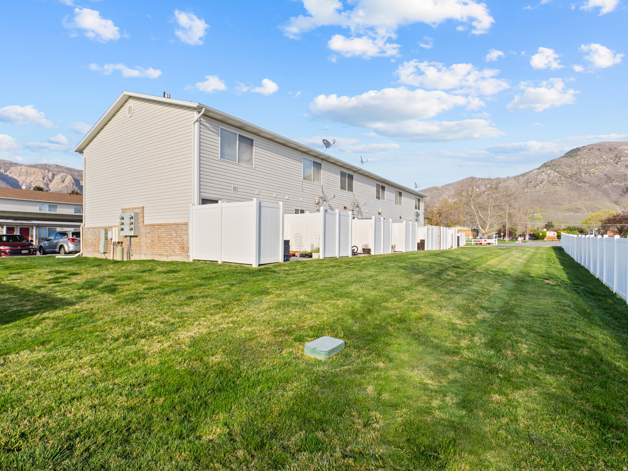 PICKFORD ESTATES - Residential