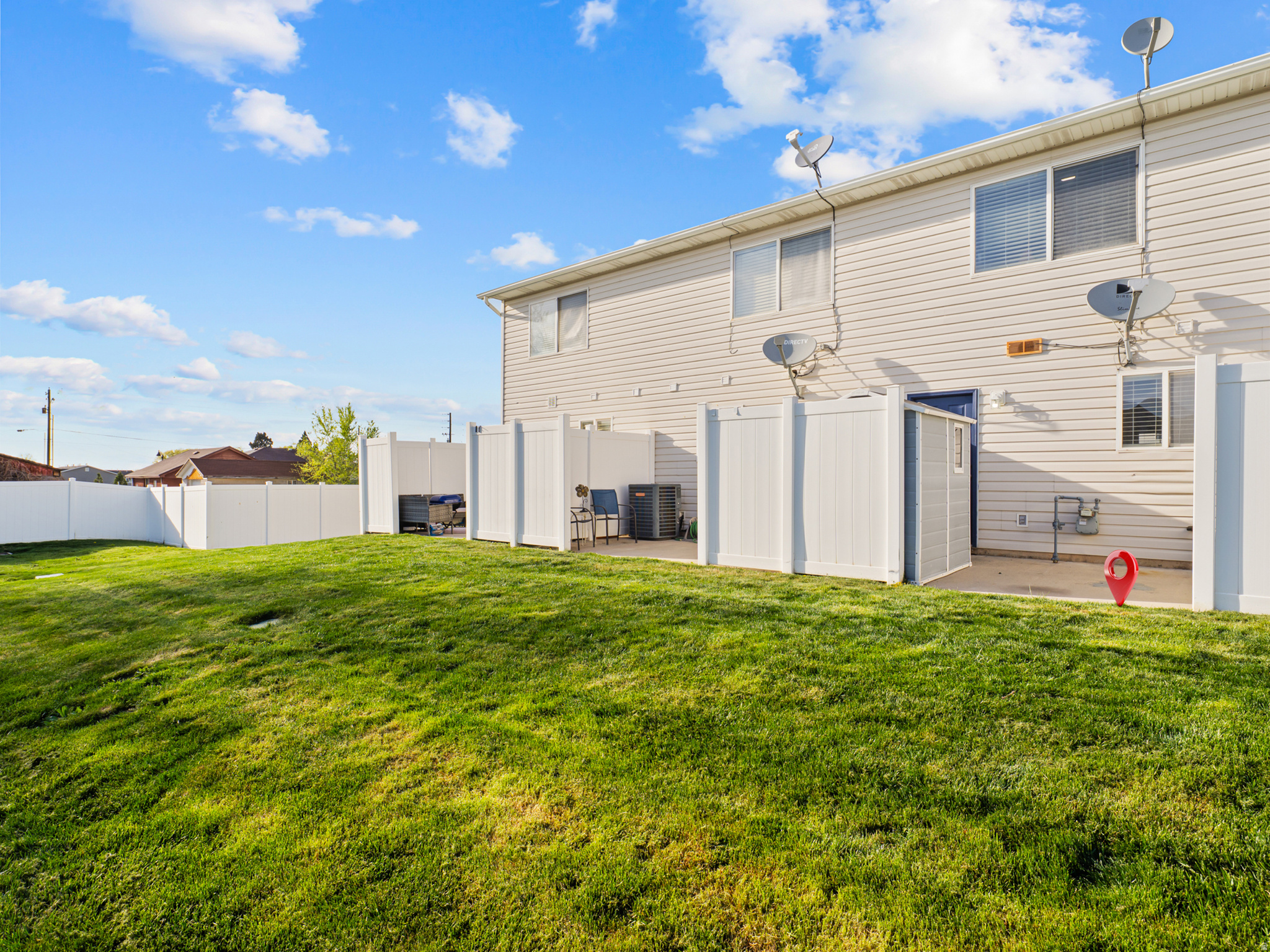 PICKFORD ESTATES - Residential