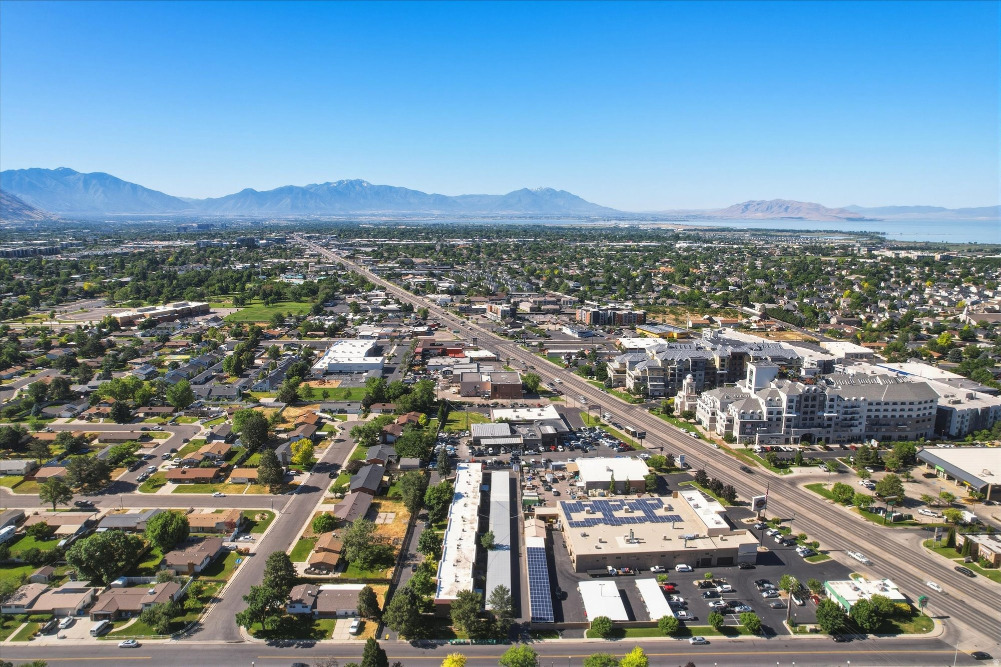 WILLOW TREE CONDO - Residential