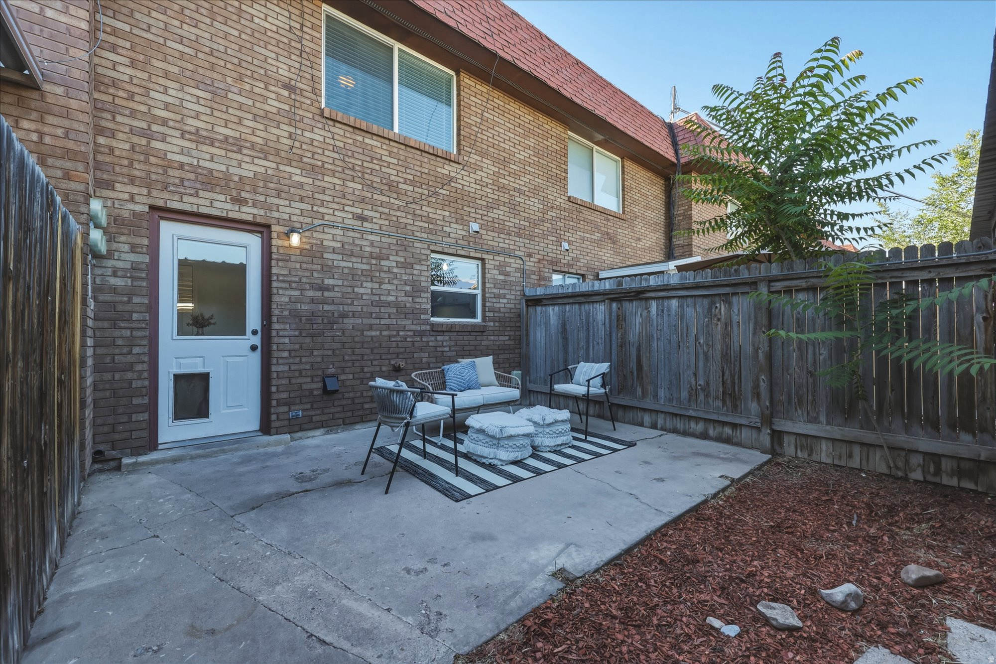 WILLOW TREE CONDO - Residential