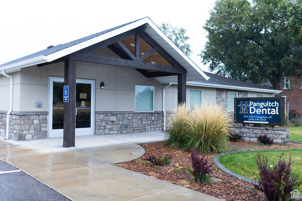 Modern Office Space  Ideal for Dental or Healthcare Use This almost-new, meticulously built office building offers an excellent opportunity for medical or healthcare practices. Currently set up as a dental office, the space has been thoughtfully designed with quality and precision. Key Features: Spacious Layout: Large waiting area and reception desk with ample room to accommodate clients. ADA-Compliant: Three ADA-compliant restrooms ensure accessibility for all. Flexible Office Use: A separate entrance leads to two private office spaces and an additional restroom, previously used as a mental health clinic. Dental-Ready Setup: Four open bays, each designed for dental chairs, plus an additional private room equipped with a dental chair for added privacy. Functional Spaces: Includes a break room, a large private office, a storage room, and a utility room. Premium Finishes: Anti-bacterial flooring throughout, ensuring cleanliness and hygiene. Tech-Ready: Wired with a built-in PA and Network system throughout the building for easy communication. Ample Storage: Numerous built-in cabinets provide abundant storage solutions. Reliable Power Supply: The building features a large backup generator powered by its own propane tank, ensuring uninterrupted service.  Parking & Accessibility: Ample parking space with great potential for various uses. This well-constructed office space is ready to accommodate a variety of medical or professional services.