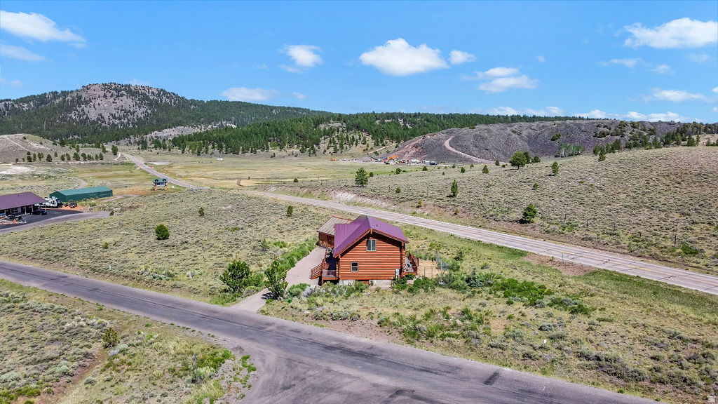 LAKE FRONT ESTATES - Residential