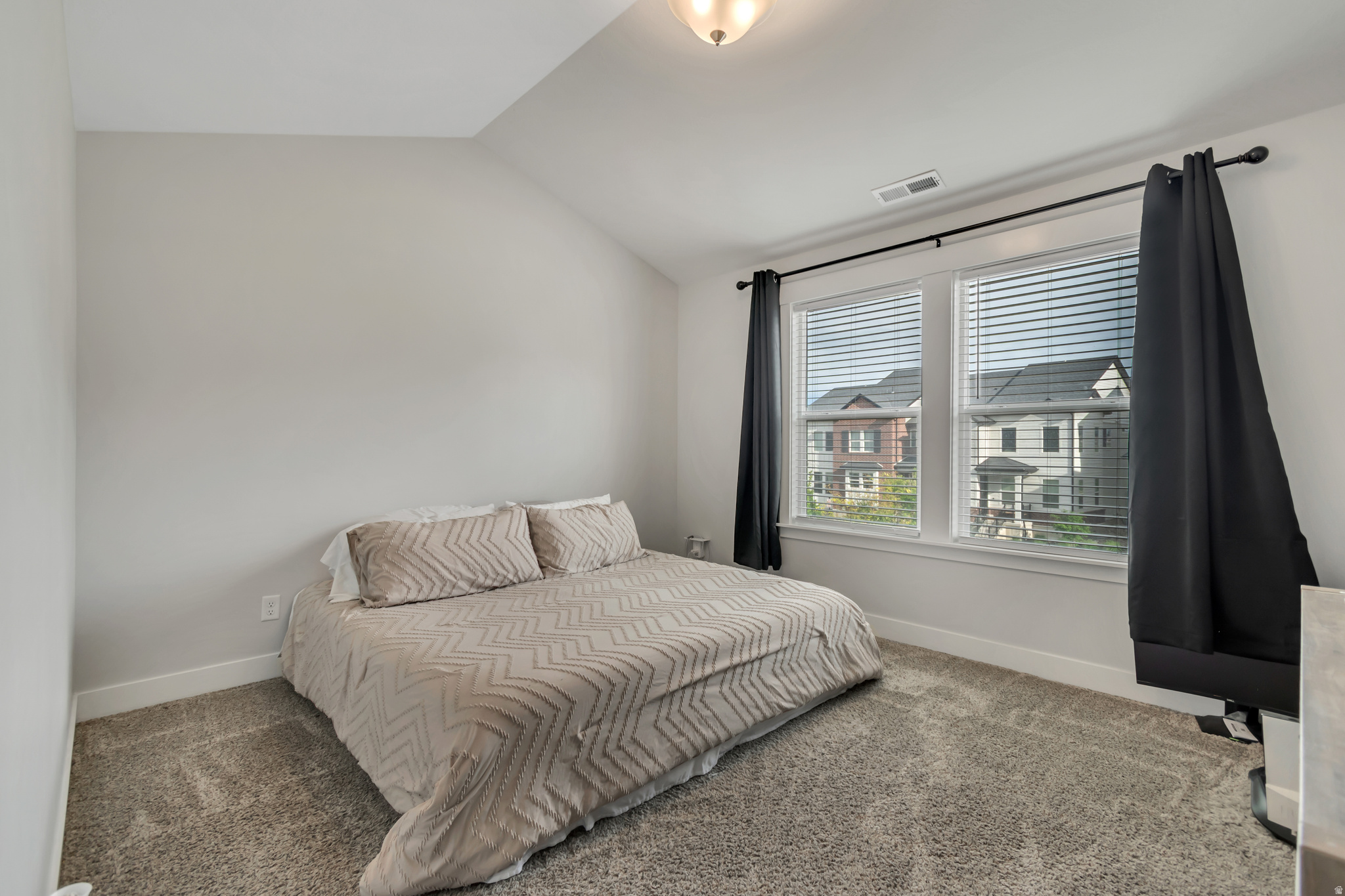 MOUNTAIN RIDGE - Residential