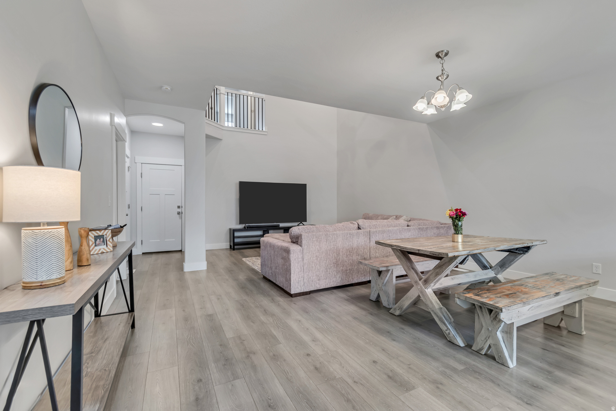 MOUNTAIN RIDGE - Residential