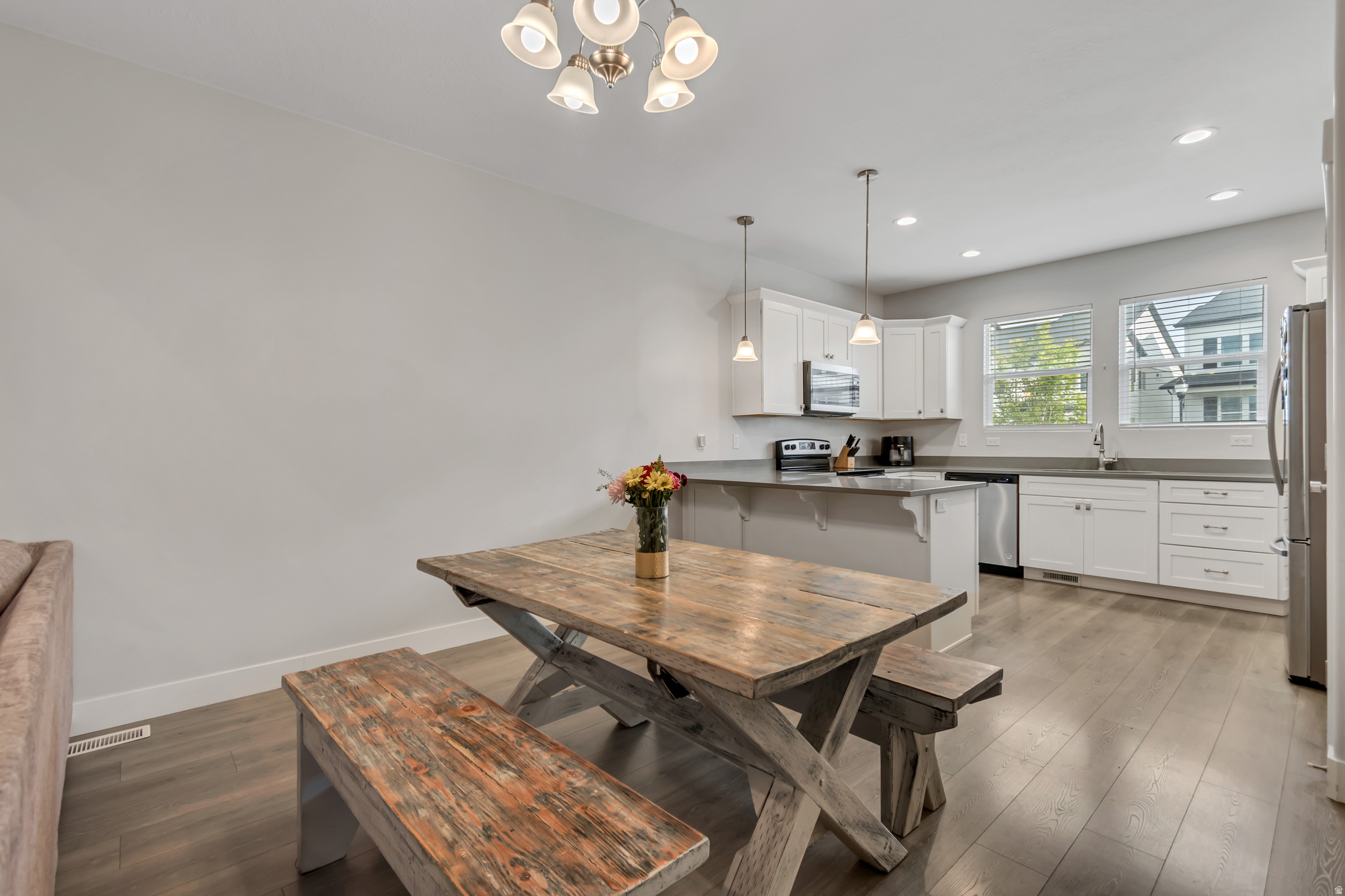MOUNTAIN RIDGE - Residential