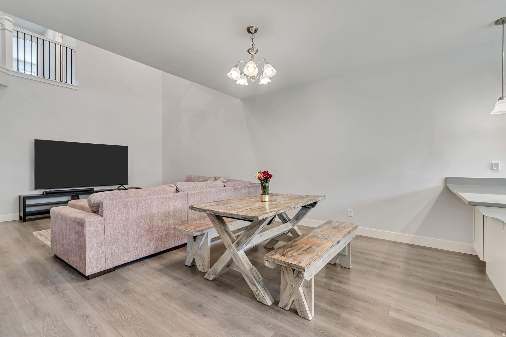 MOUNTAIN RIDGE - Residential