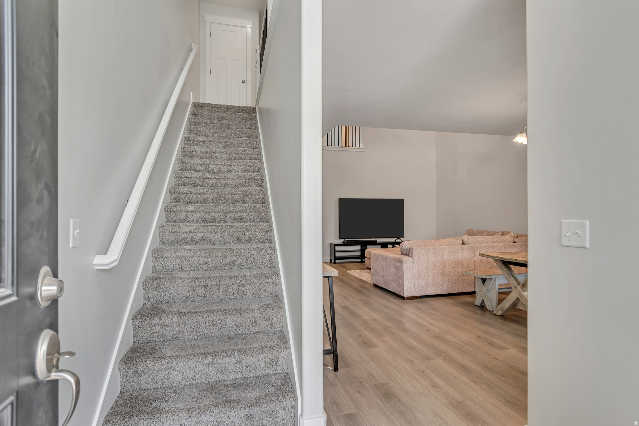 MOUNTAIN RIDGE - Residential